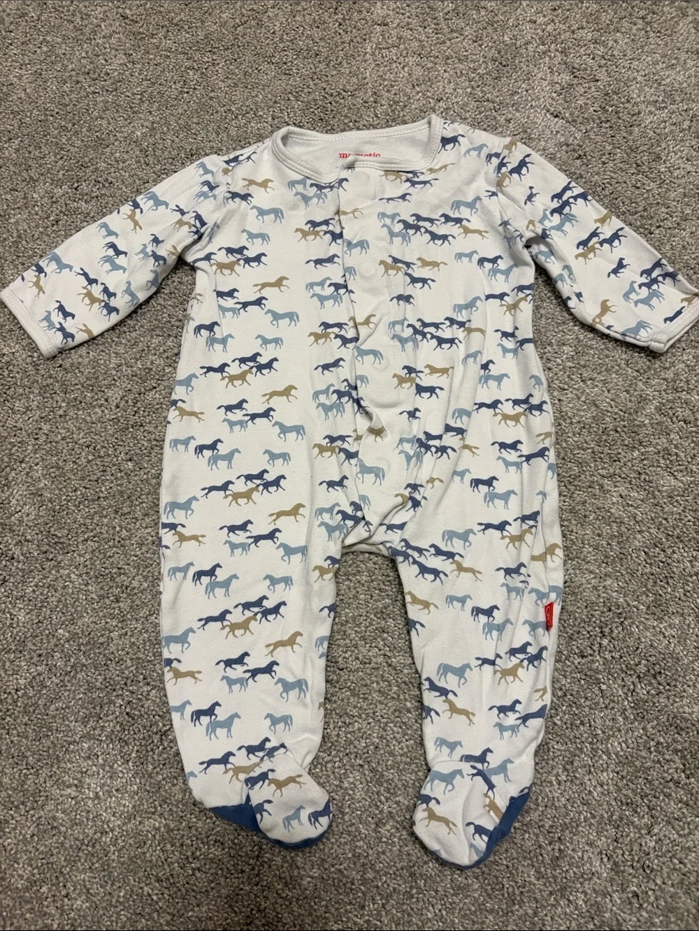 Magnetic Me infant horse sleeper 3-6 months